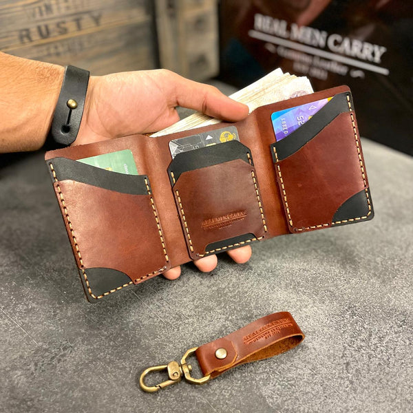 Trifold wallet “Cow pull-up leather”